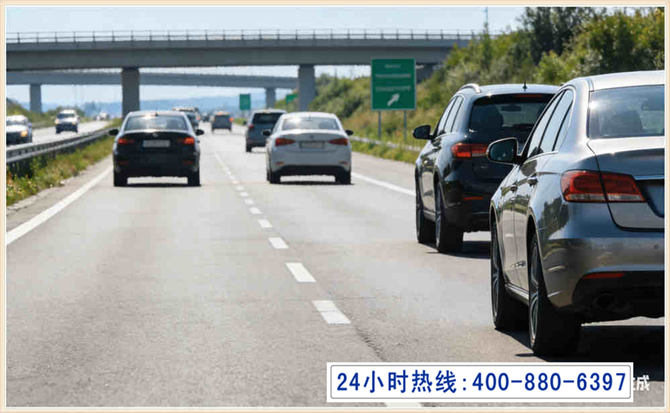 江阴长春拖车电话